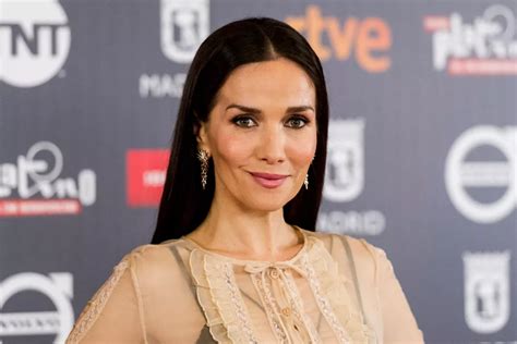 Natalia Oreiro's Sensational Buenos Aires Tango Extravaganza: A Night of Passion, Power, and Paella!