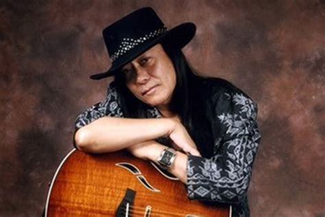 The Fantasic Fiesta: A Deep Dive into  Filipino Superstar Freddie Aguilar's Controversial Comeback Concert